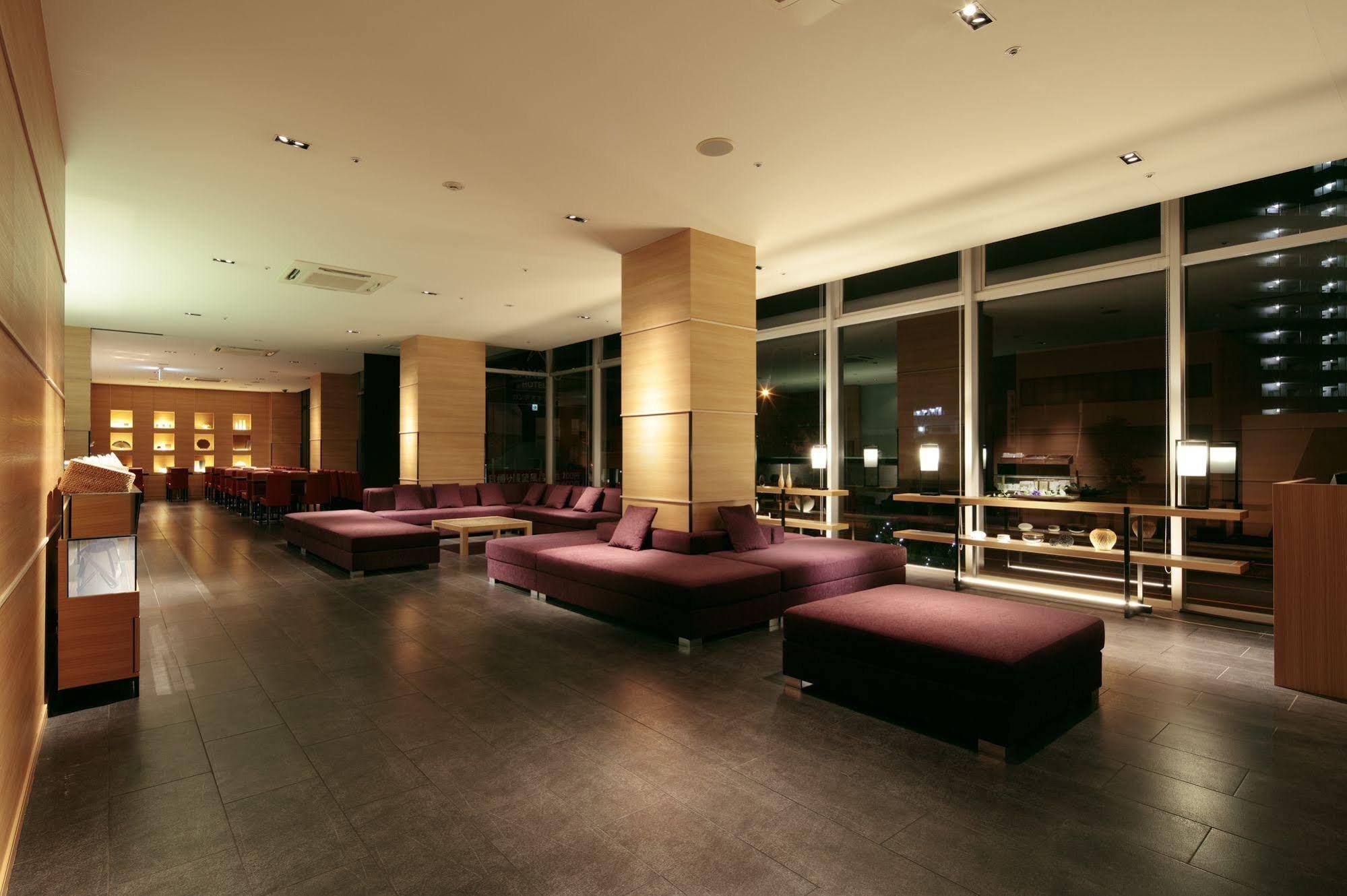 คันดิโอ้ โฮเทลส์ ฟุกุยะมะ Hotel ฟุกุยามะ ภายนอก รูปภาพ