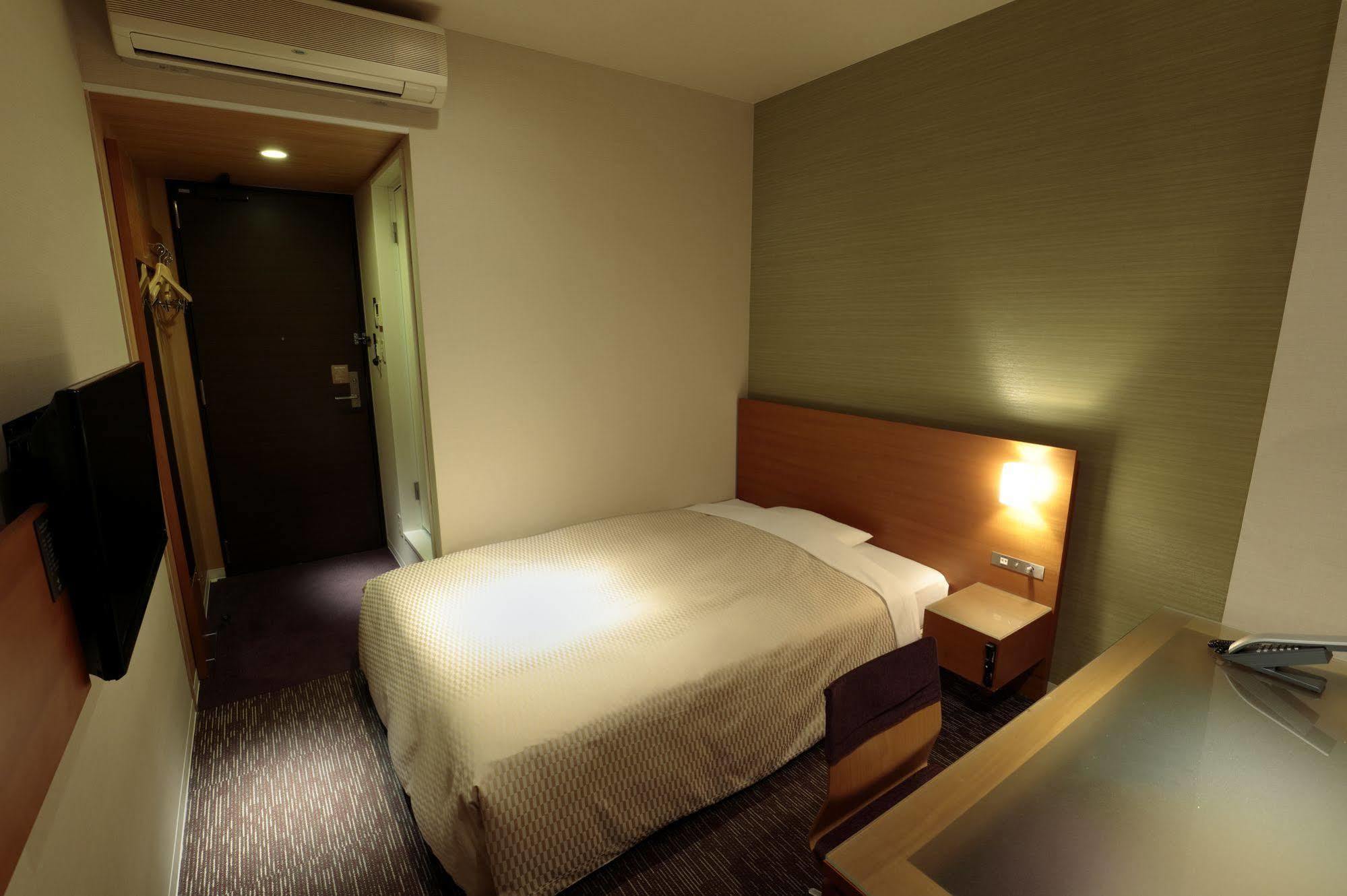 คันดิโอ้ โฮเทลส์ ฟุกุยะมะ Hotel ฟุกุยามะ ภายนอก รูปภาพ